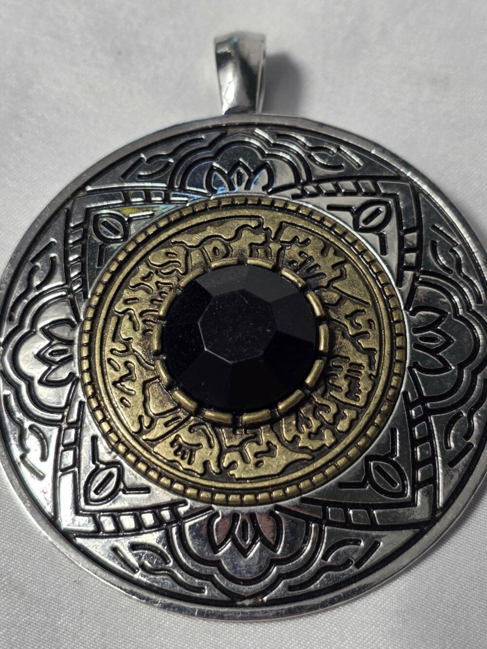 Premier Designs Mesa Medallion Pendant Silver Tone Brass Accent & Acrylic Stone